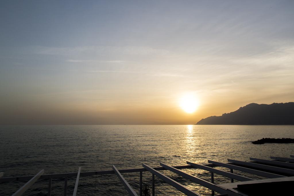 Hotel Centro Congressi Polo Nautico Salerno Esterno foto